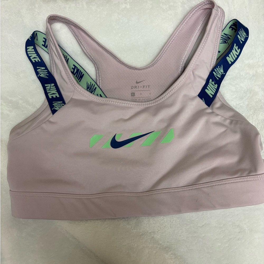 nike sports bra